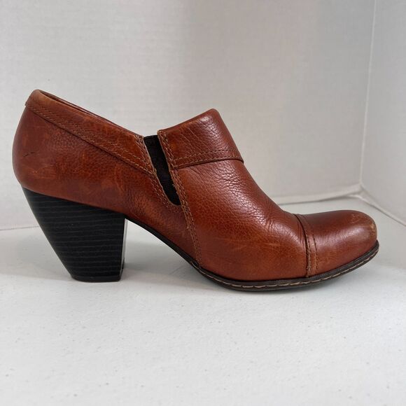 b.o.c. Born Concept Brown Leather Heeled Booties Ankle Boots Women's 9 - Picture 8 of 12